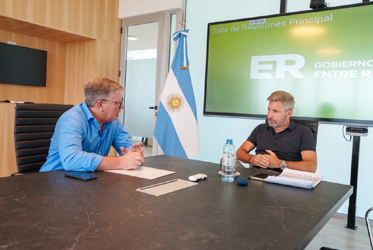Mejorar la infraestructura perimetral del hospital y escuelas de María Grande, otro foco de acción conjunta