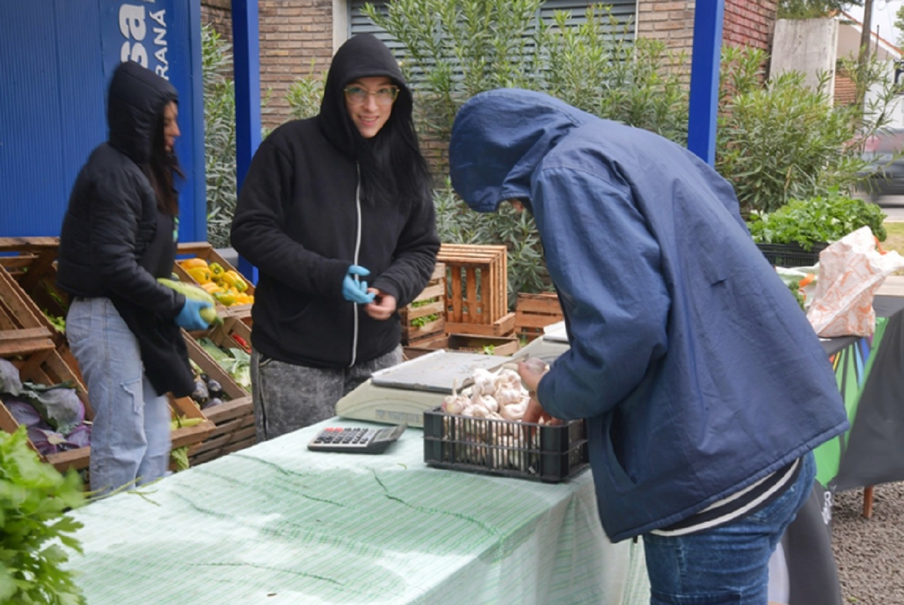 El Parque Gazzano recibió a productores en el marco de una nueva Bioferia