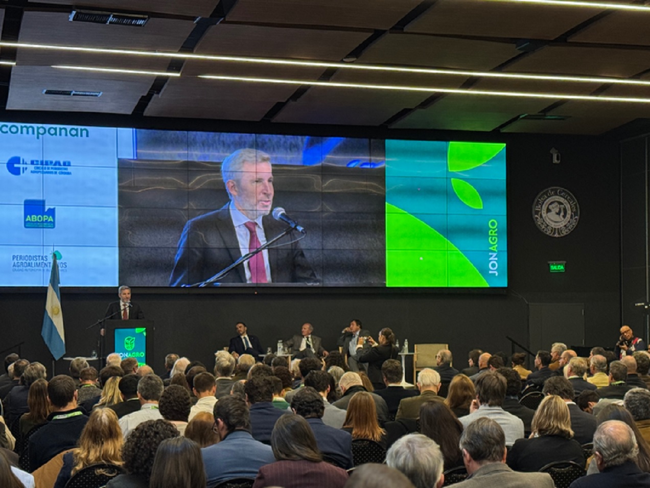 Frigerio impulsa un nuevo pacto fiscal para eliminar las retenciones y otros impuestos al agro