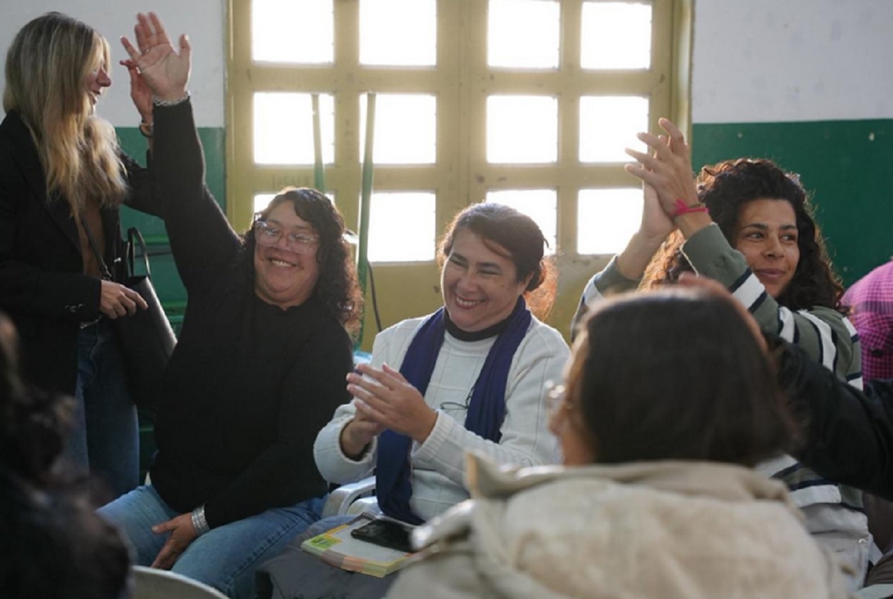 Docentes de primaria y secundaria compartieron una jornada para fortalecer la enseñanza de la matemática