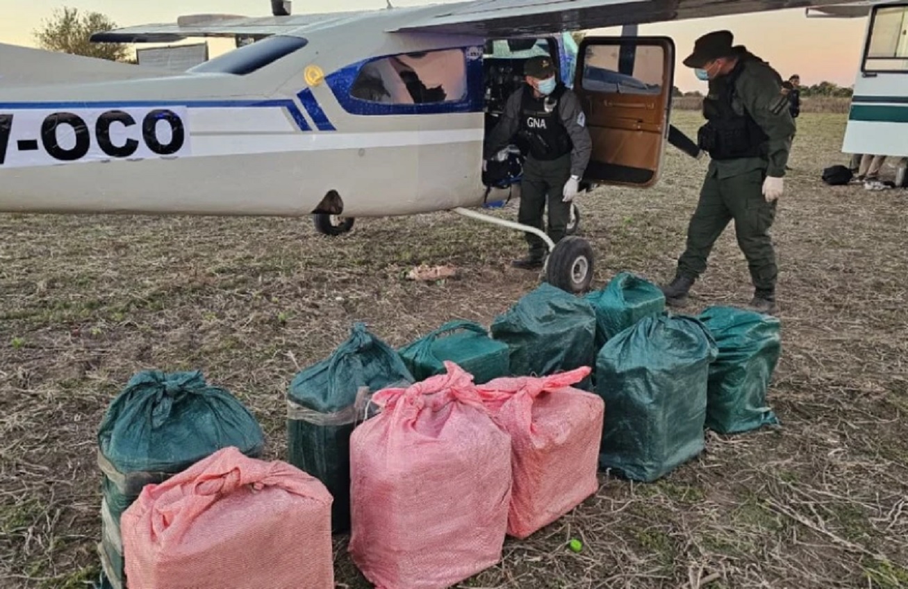 Dos aterrizajes de avionetas narco en ocho días en Santa Fe, punto de ingreso de cocaína de Bolivia