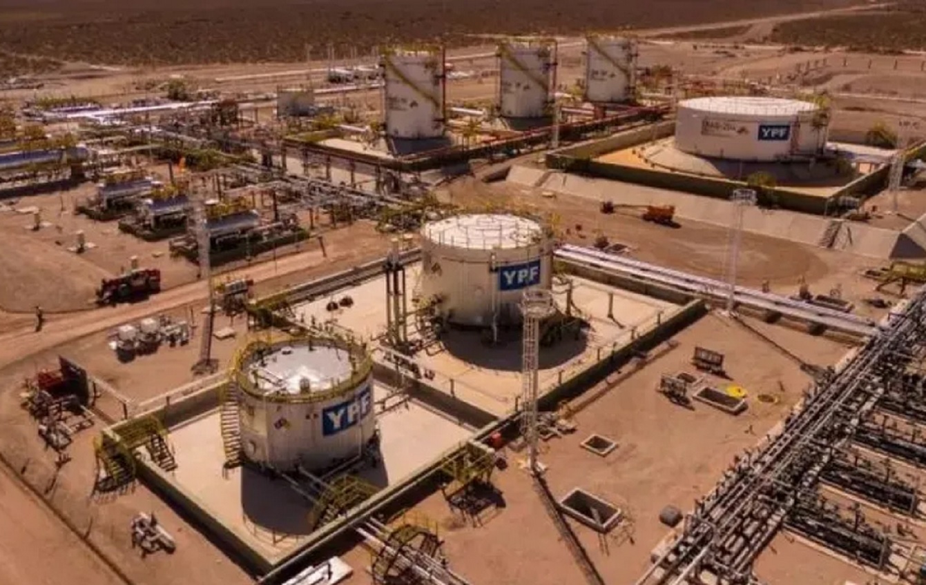 YPF anunció una inversión por US$25.000 millones para acelerar el desarrollo de Vaca Muerta