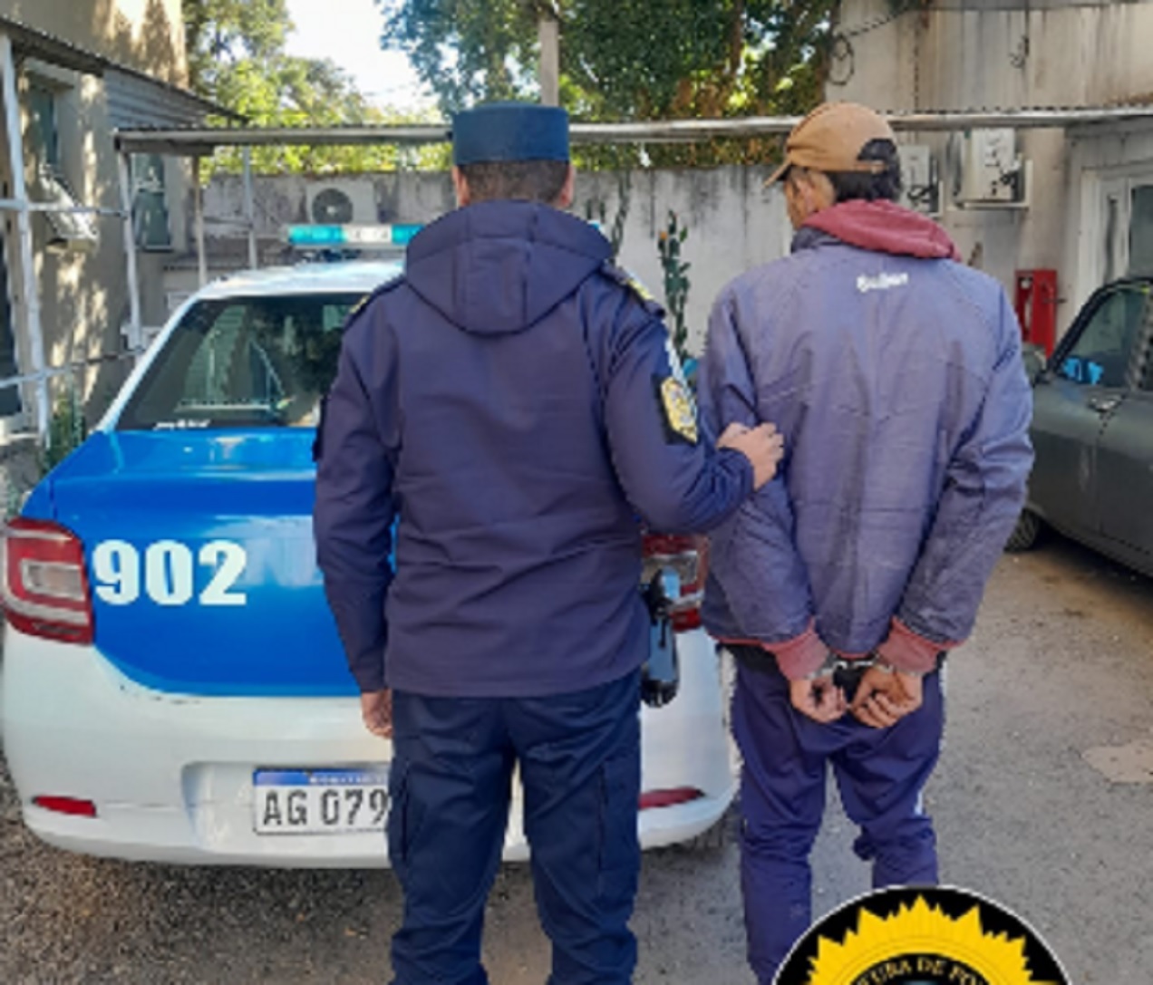 Detuvieron a hombre que robó en un comercio de calle Racedo