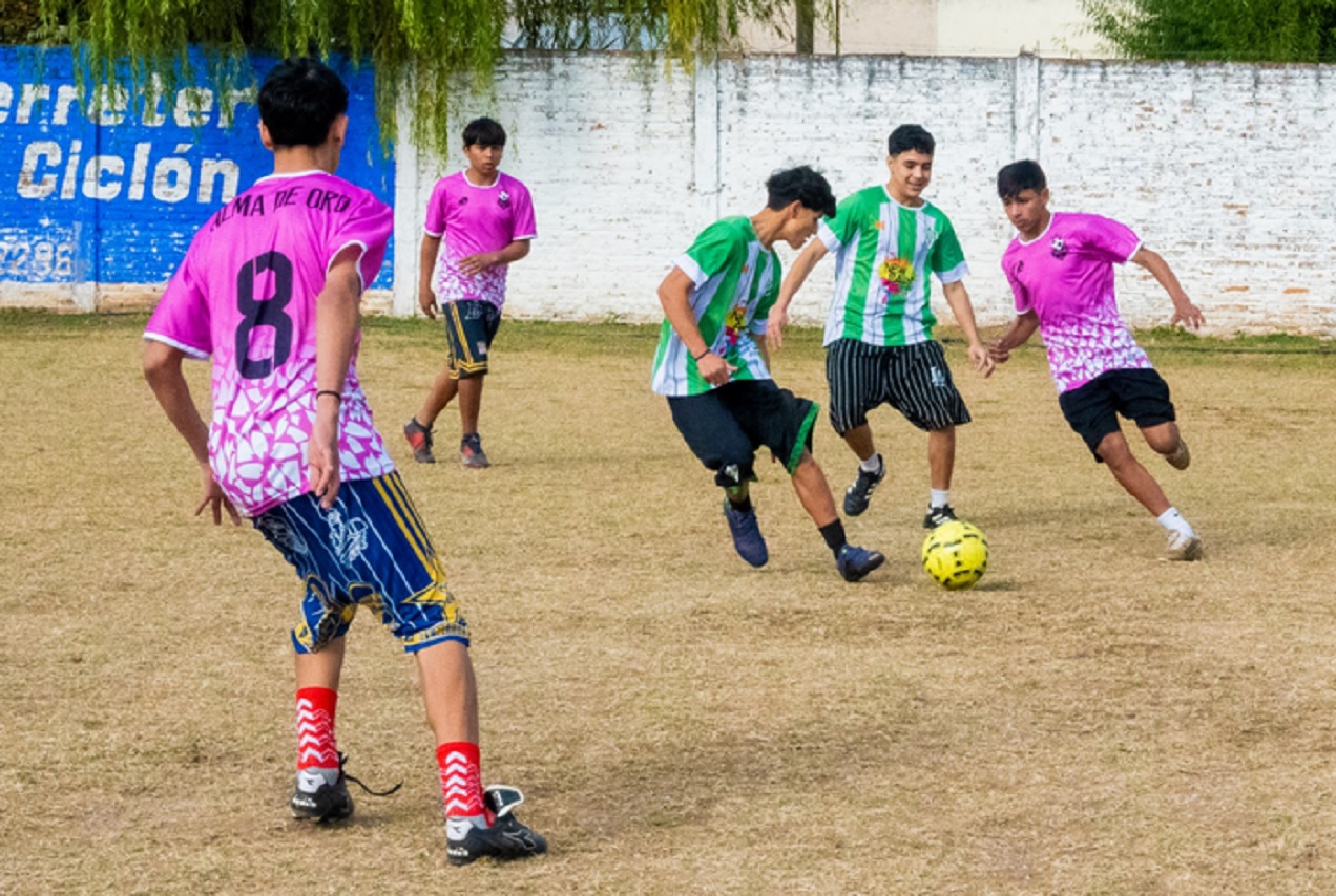 El Municipio impulsa la integración comunitaria a través del deporte en la zona Oeste