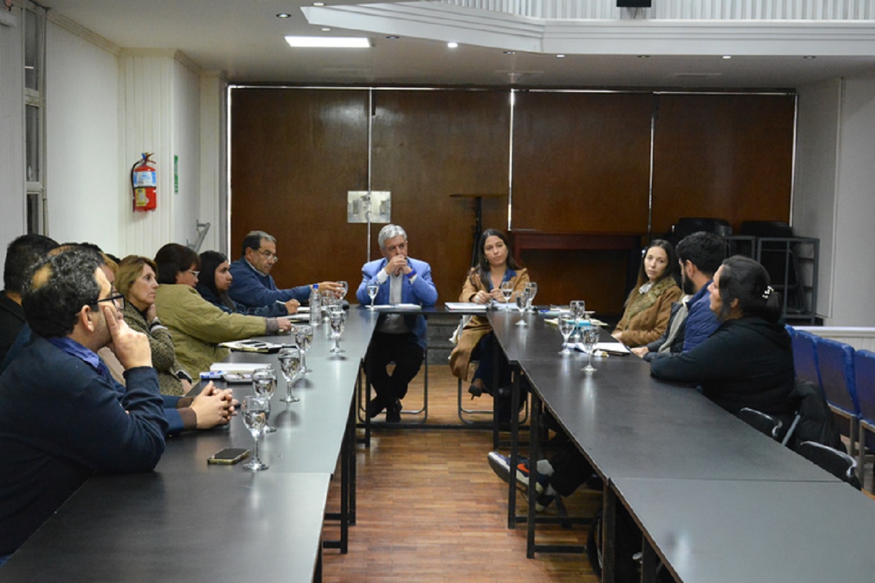 Las políticas de autonomía para las mujeres fueron eje de una nueva reunión de la Mesa de Diálogo Social