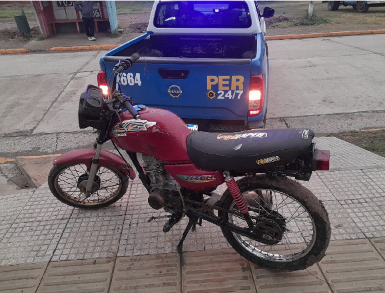 Localizaron una moto abandonada en inmediaciones a la ruta nacional 12