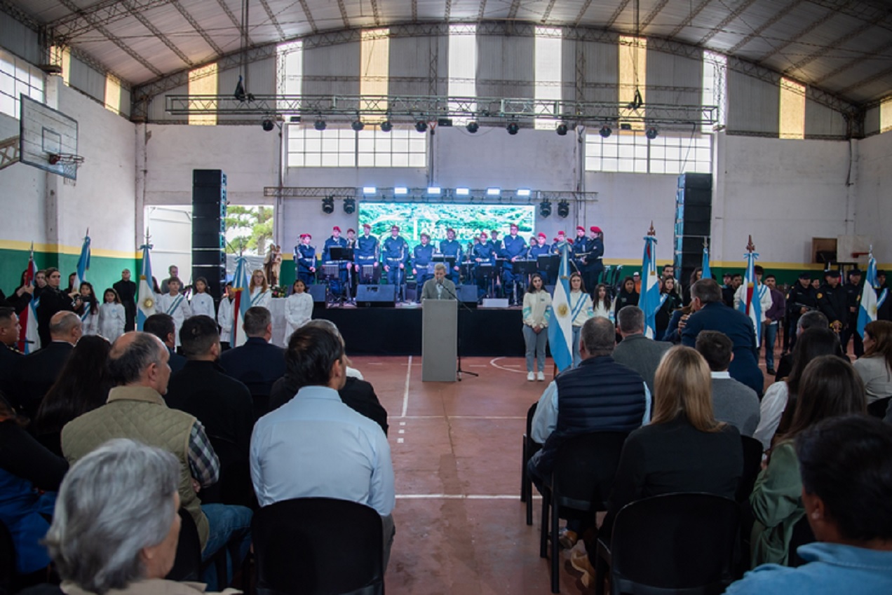 Frigerio participó de los festejos por el aniversario de General Campos e inauguró un nuevo jardín maternal