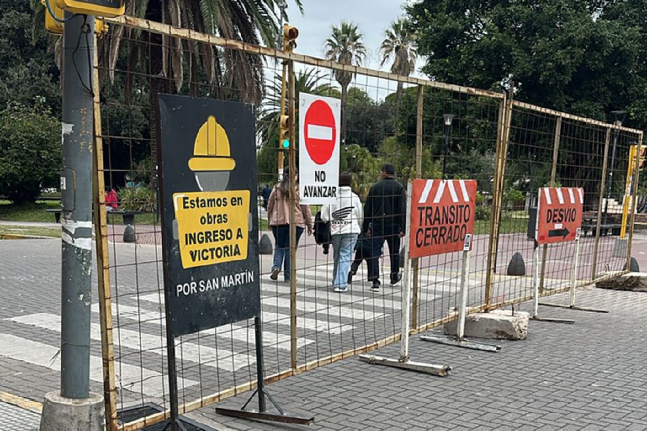 Continúan los desvíos de tránsito en distintos sectores de la ciudad por obras de infraestructura