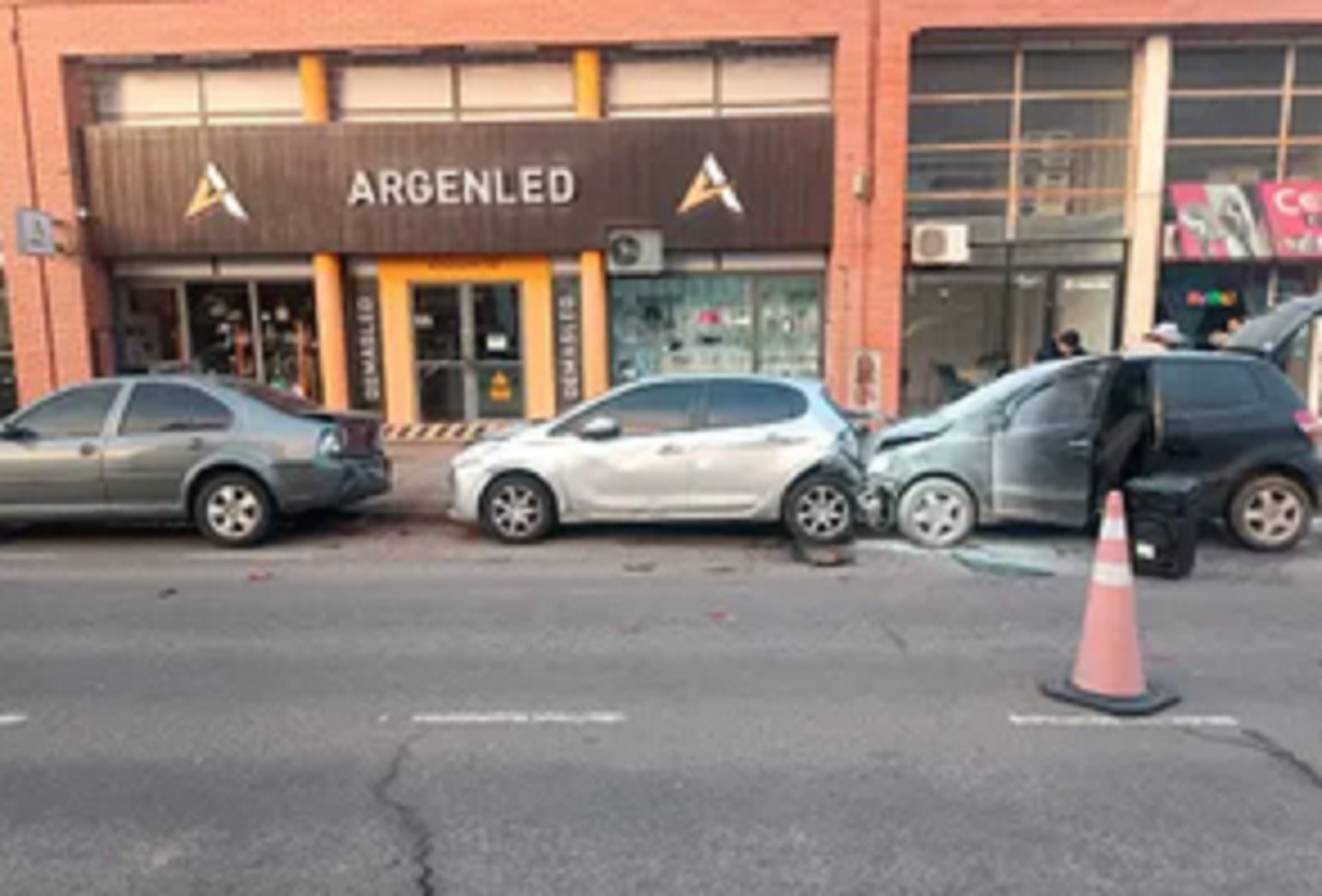 Conductor alcoholizado provocó un choque en cadena