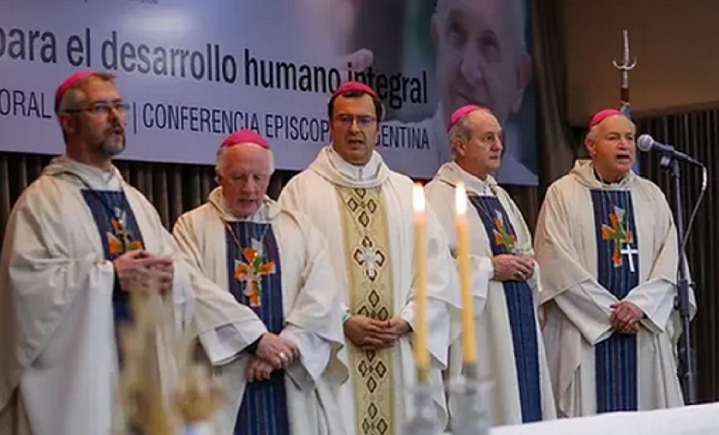 La Iglesia se mete en la discusión por la ley del Gobierno sobre propiedad privada y pide al Congreso que vote en contra