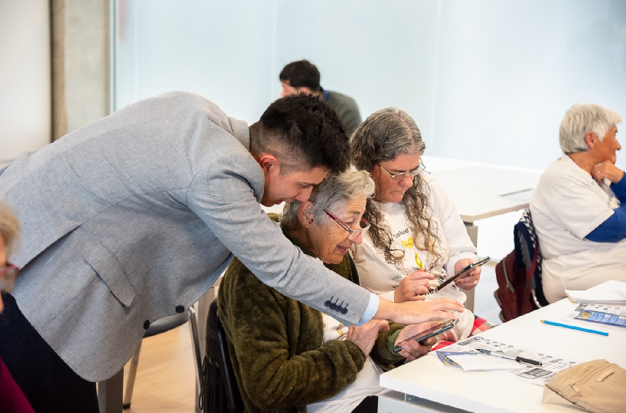 Mayores Conectados se afianza en Entre Ríos con 13 talleres realizados y nuevas propuestas