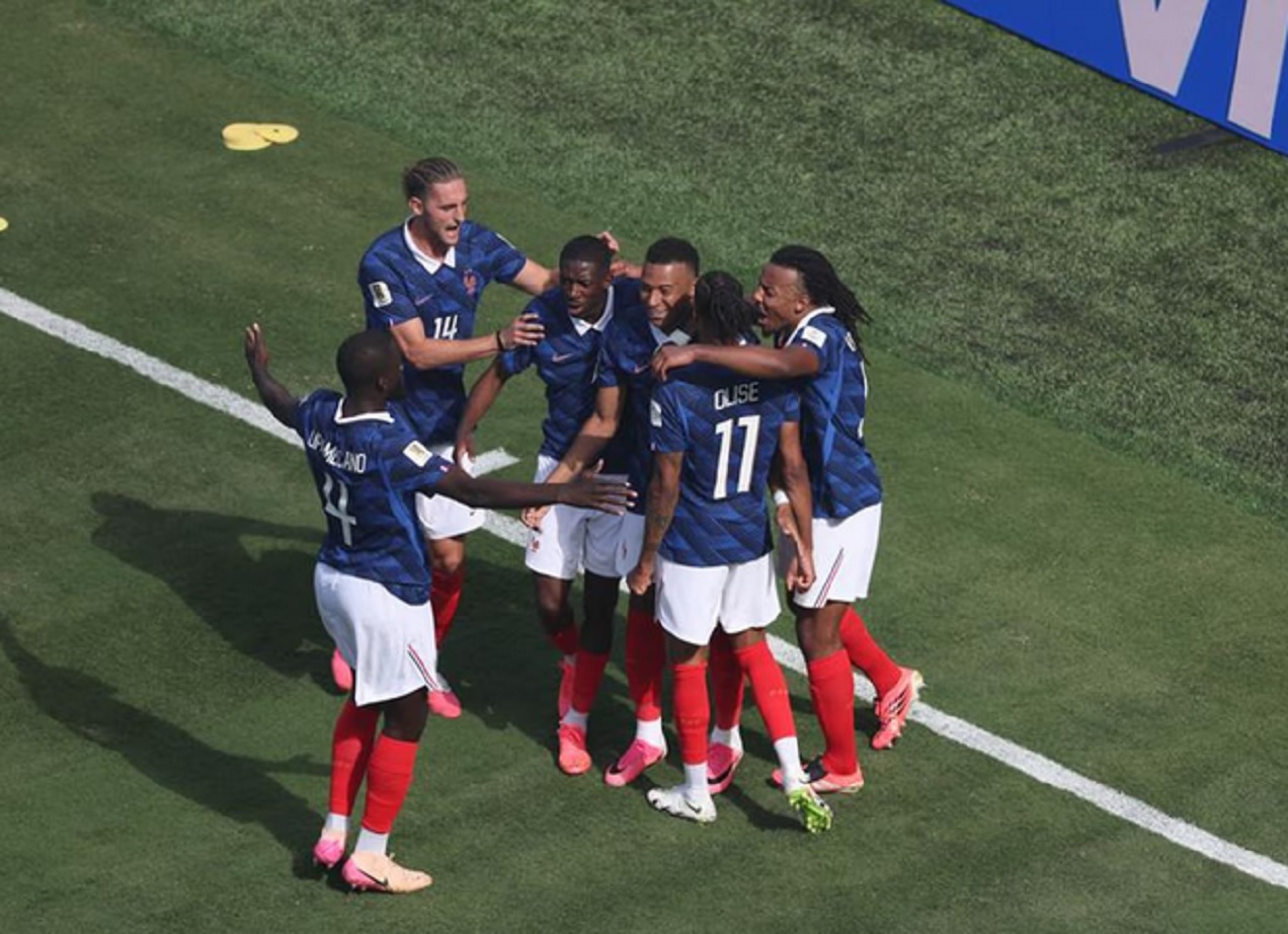 Francia goleó a Irak 3 a 0