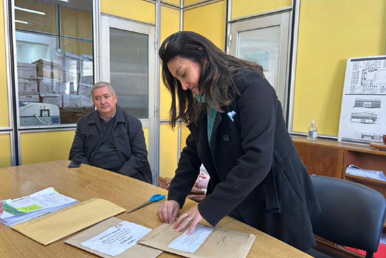 Se presentaron tres oferentes para intervenciones edilicias en escuela de Gobernador Etchevehere