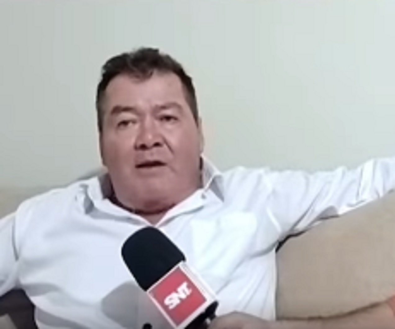 Paraguay: un intendente atacó con un látigo a un periodista tras acusarlo de mantener una relación con su pareja
