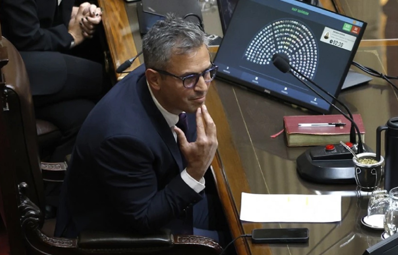 El gobierno aprobó el pago a los buitres y el Super RIGI con el apoyo de los gobernadores aliados