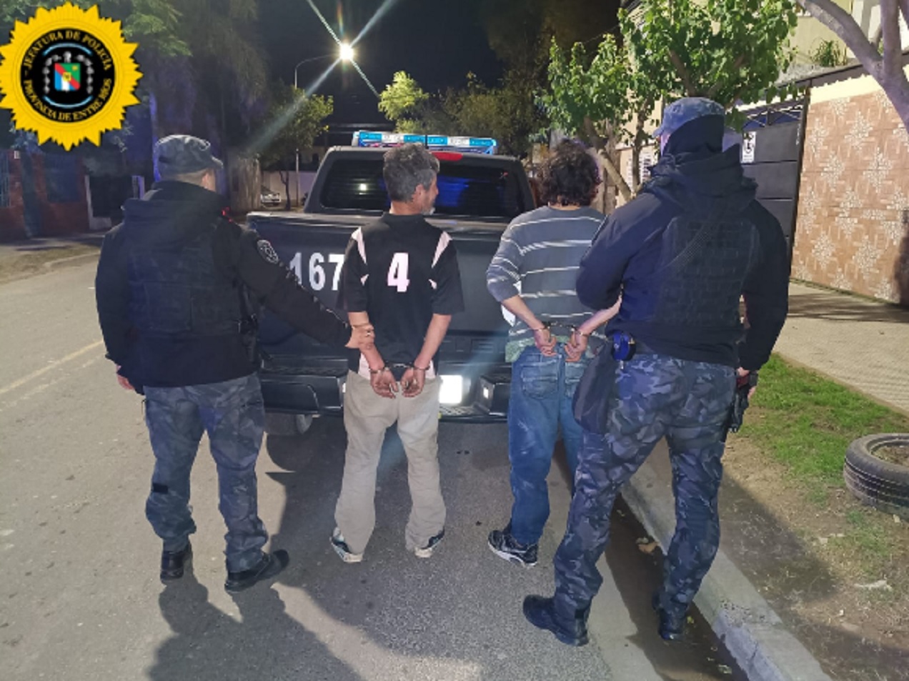 Gresca entre hombres. Intentaron agredir a policías y fueron detenidos