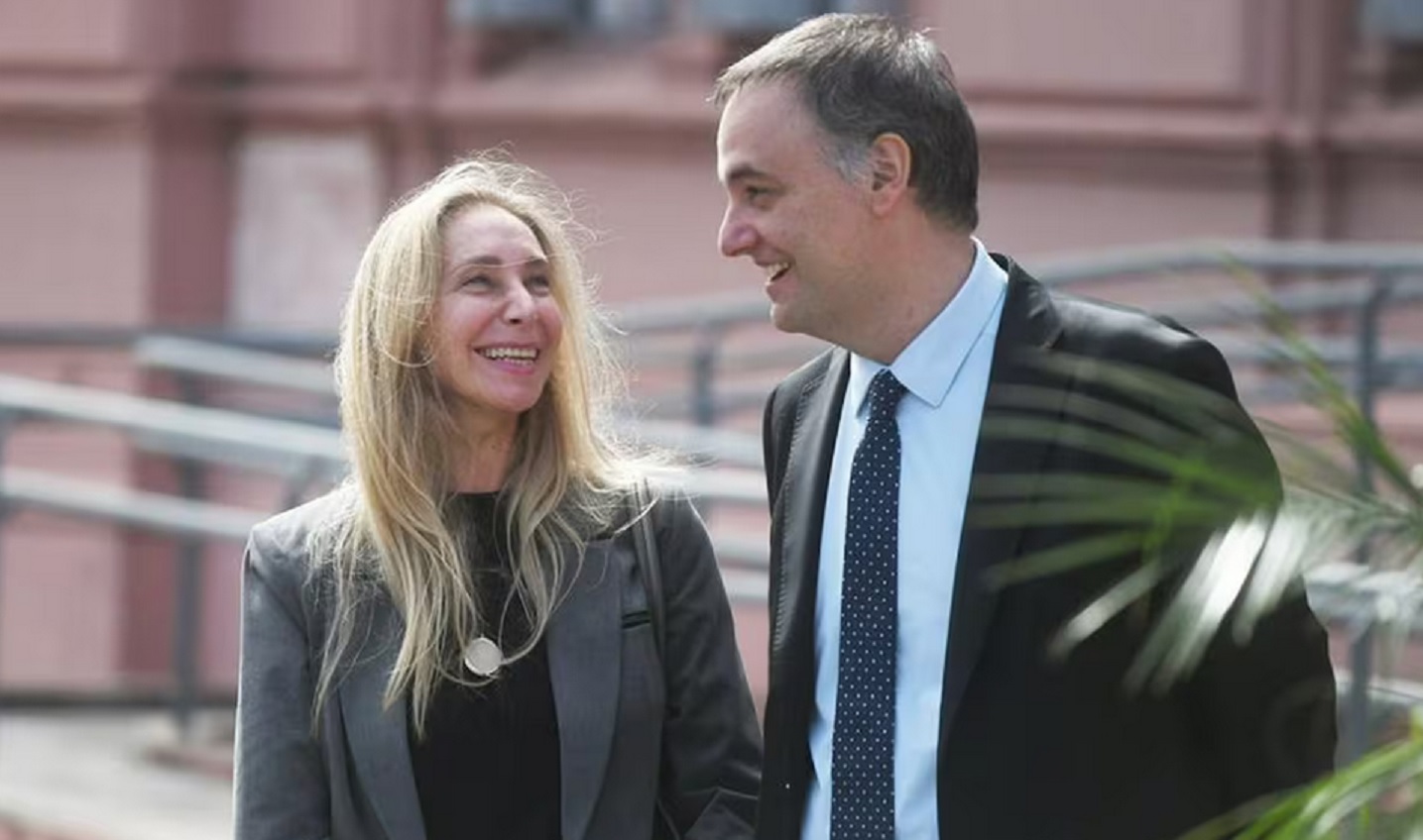 Karina Milei agradeció a Manuel Adorni tras dejar su cargo