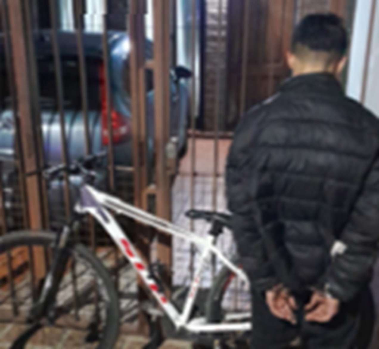 Secuestraron una bicicleta y una canilla de ducha