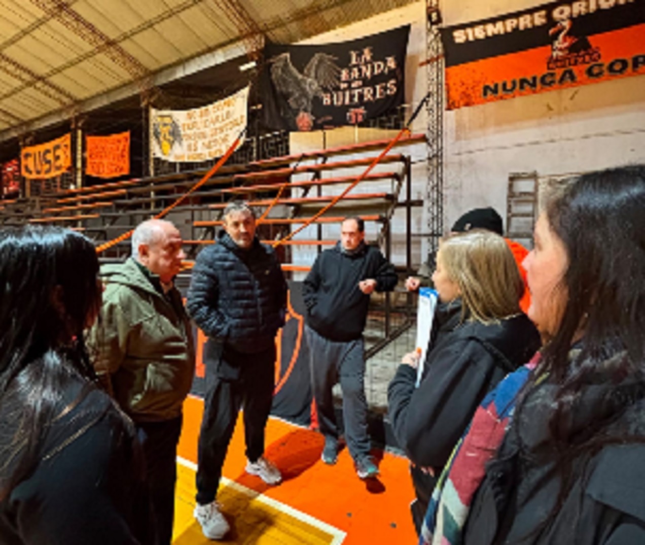 El Municipio entregó imortarte aporte económico al Club Urquiza por su participación en la Liga Federal de Básquet