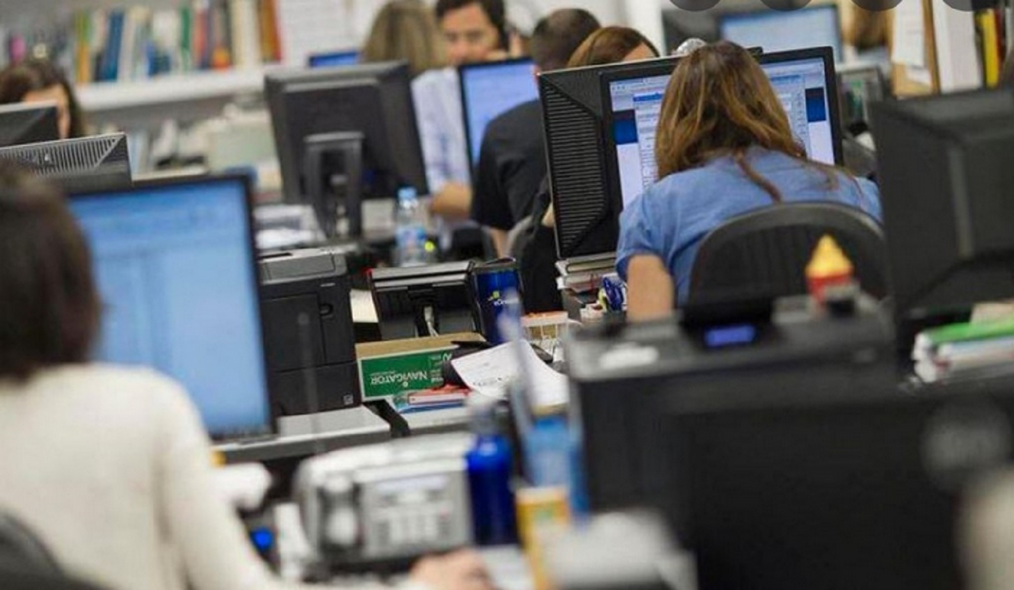 El Gobierno aumentó los salarios para algunos sectores de la administración pública
