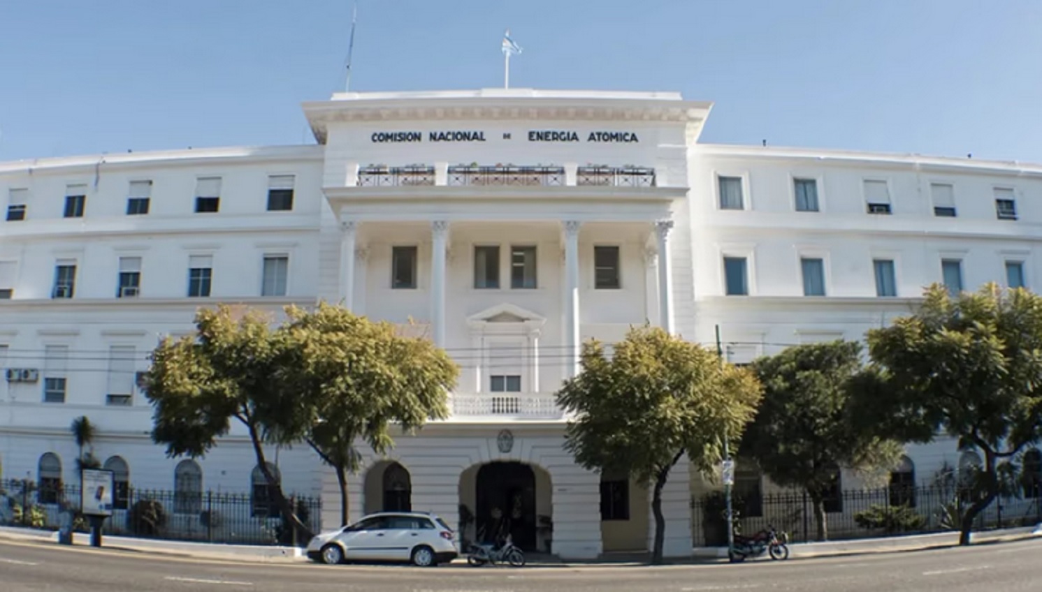 ATE tomó la Comisión de Energía Atómica en rechazo a 100 despidos