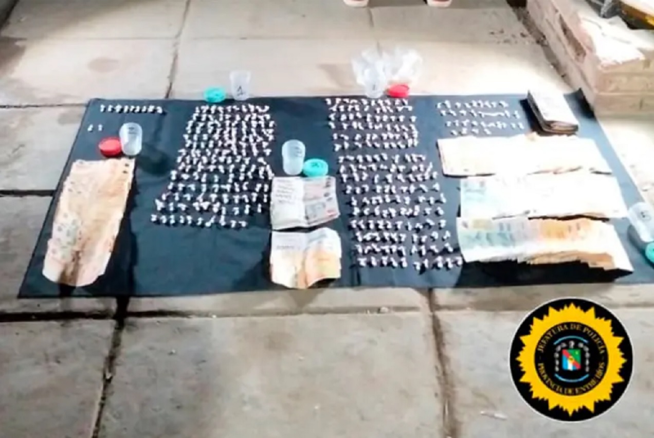 Incautaron 347 dosis de cocaína, marihuana y $1 millón tras un allanamiento en Lomas del Mirador II