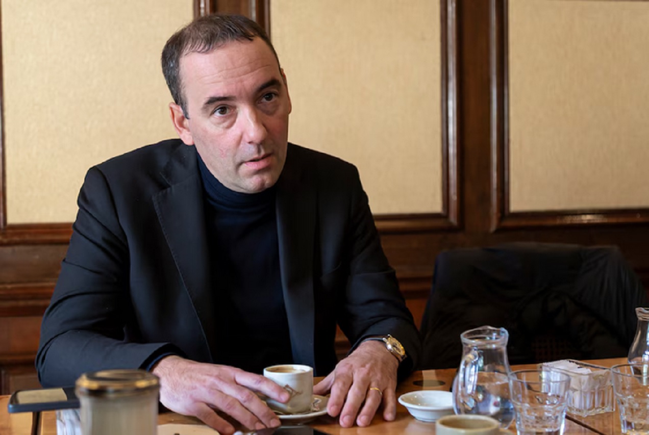Investigarán al hermano de Adorni por un préstamo de $40.000 millones a la Obra Social de las Fuerzas Armadas
