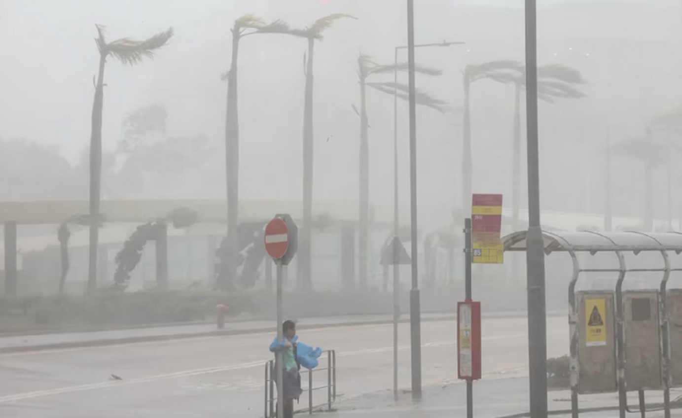 Tifón Bavi azota Taiwán, dejando decenas de heridos y provocando evacuaciones masivas