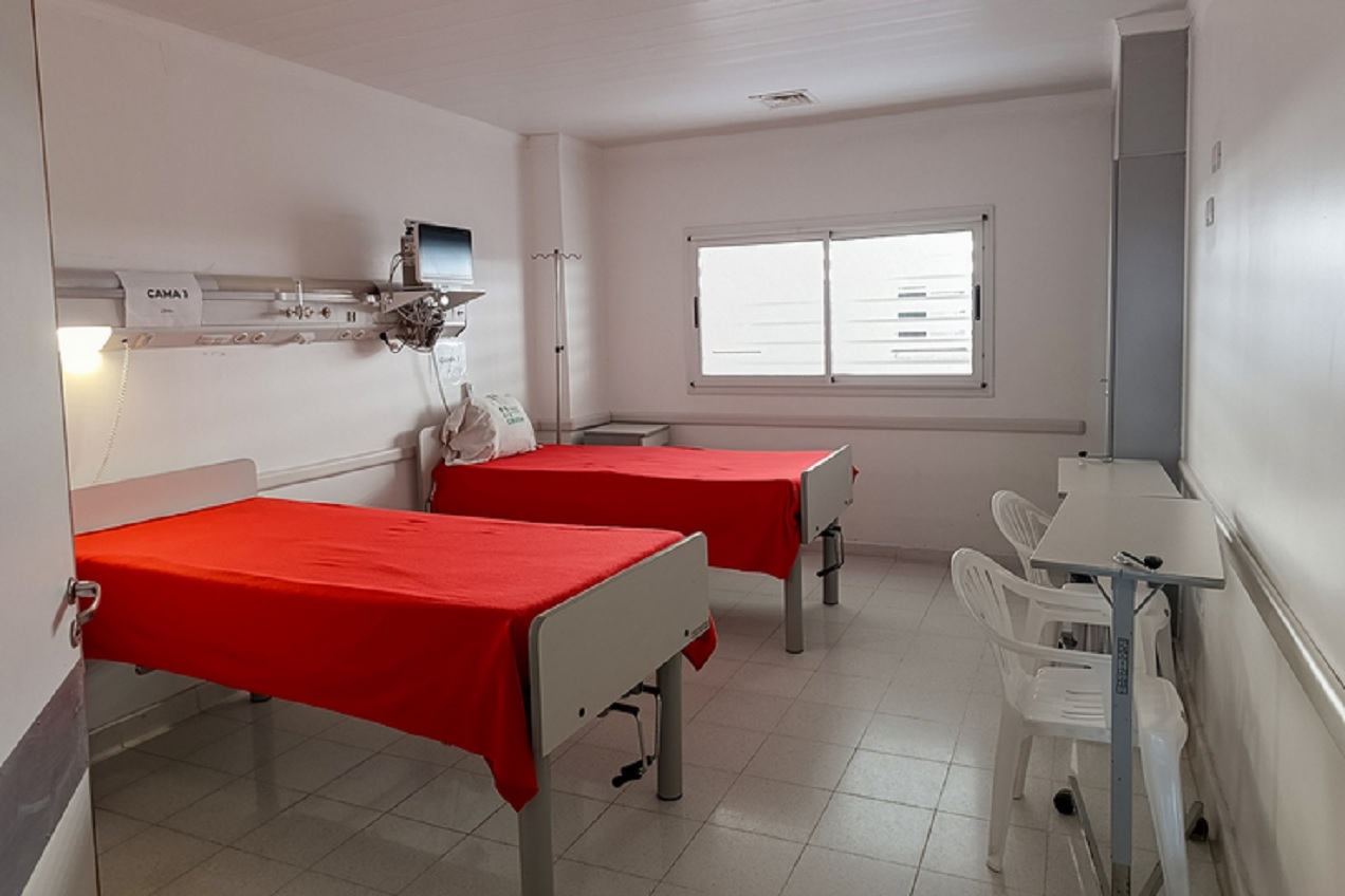 La provincia finalizó obras edilicias que permitieron retomar la atención en una sala del hospital Centenario