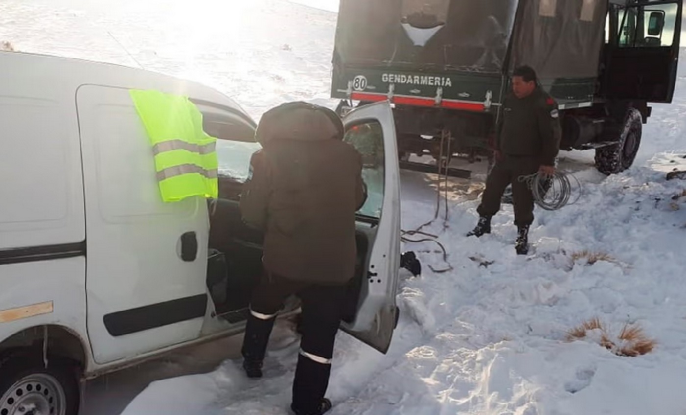 Rescataron a 23 montañistas en medio de una intensa nevada