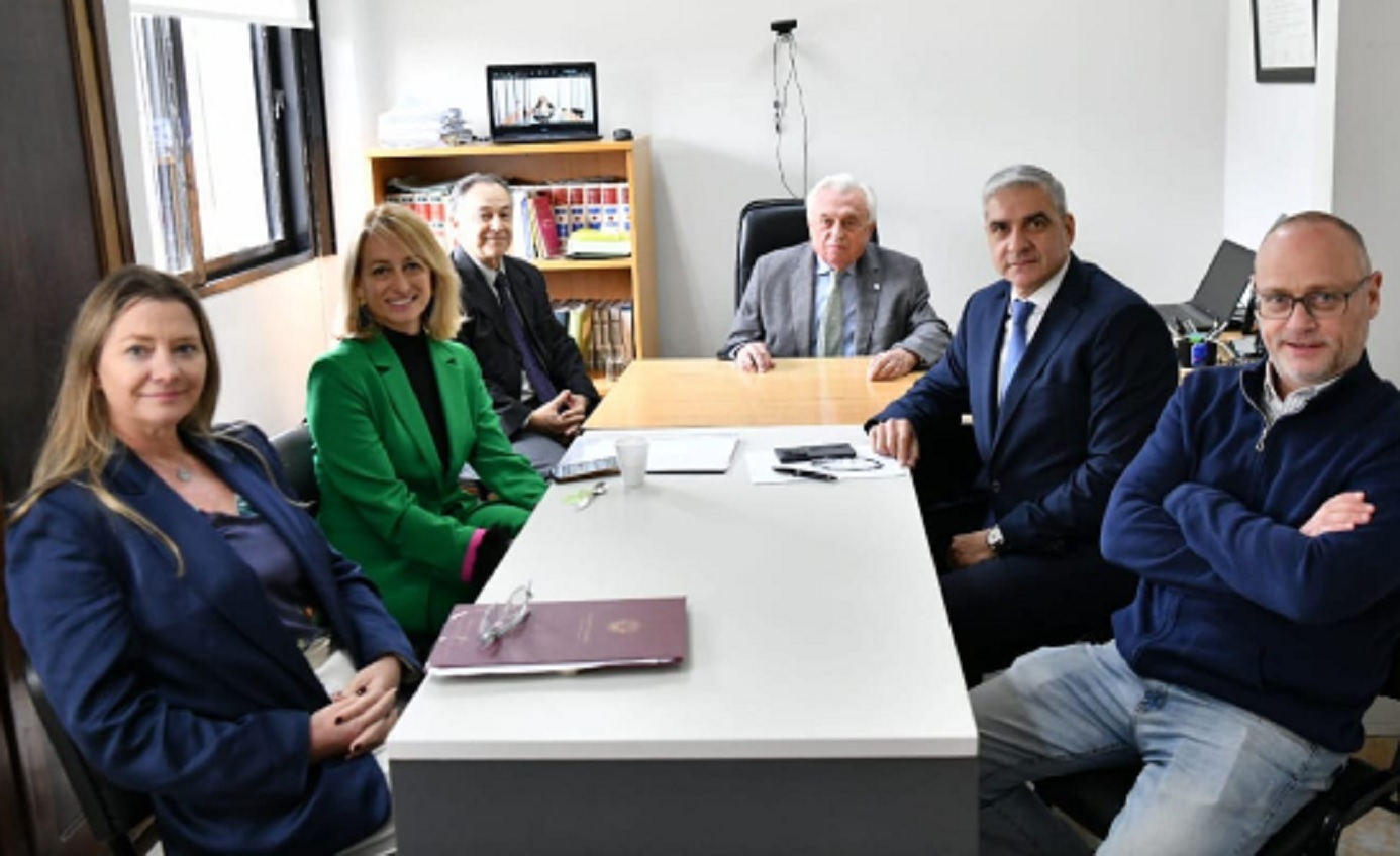 El Superior Tribunal de Justicia se reunió en Villa Paranacito y juró la nueva jueza de Paz