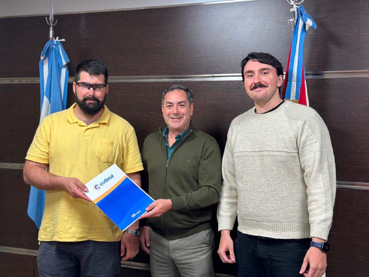 Acuerdan acciones conjuntas para desarrollar actividades turísticas y deportivas en Salto Grande