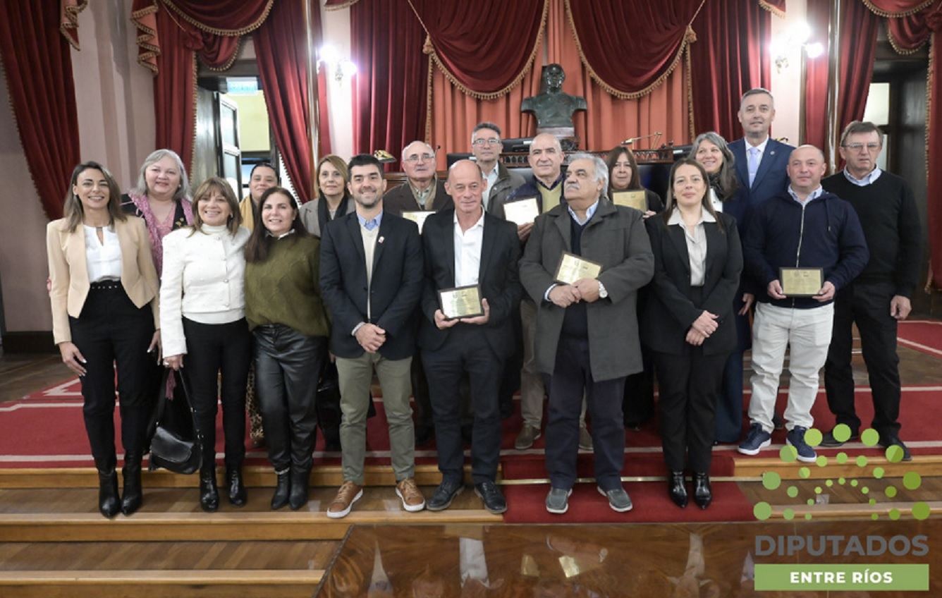 La Cámara de Diputados destacó la trayectoria y vigencia de cooperativas entrerrianas