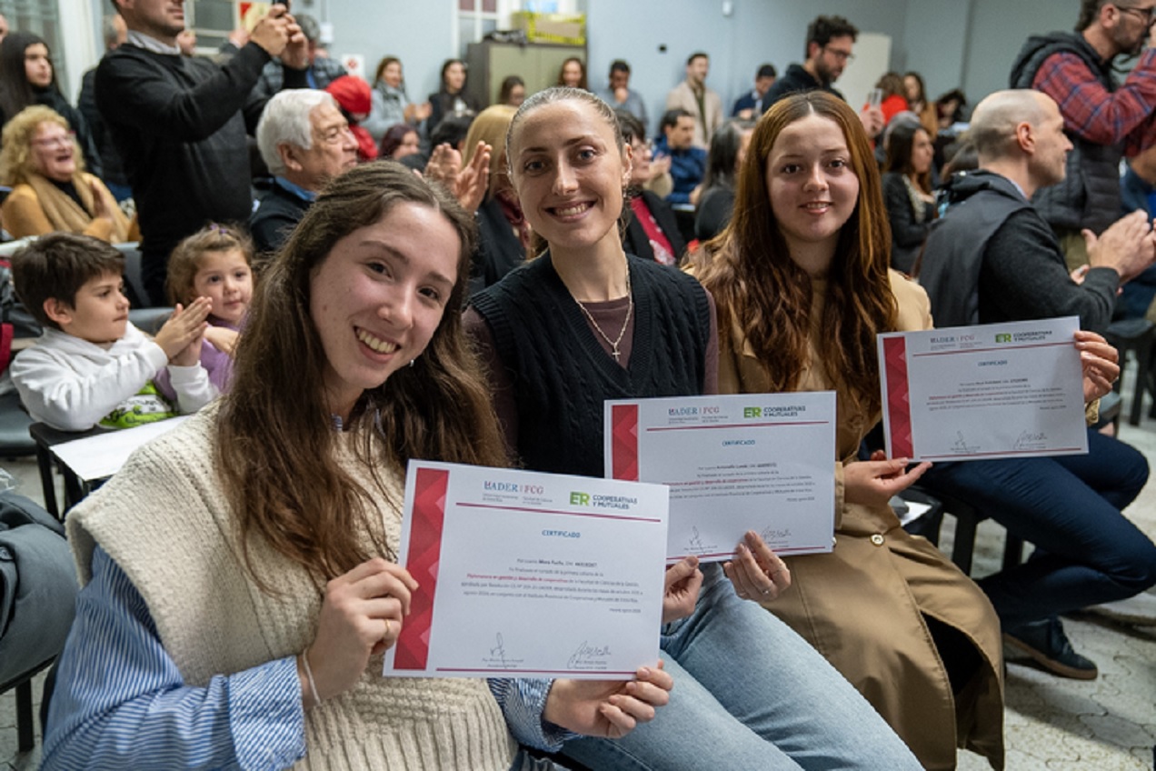 Finalizó una diplomatura en cooperativismo impulsada por el gobierno provincial y la Uader