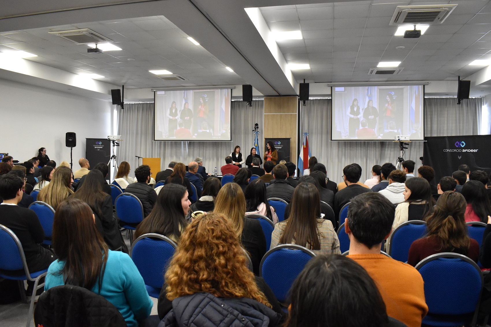 Más de 40 estudiantes entrerrianos presentarán soluciones a desafíos reales durante la Semana del Emprendimiento e Innovación