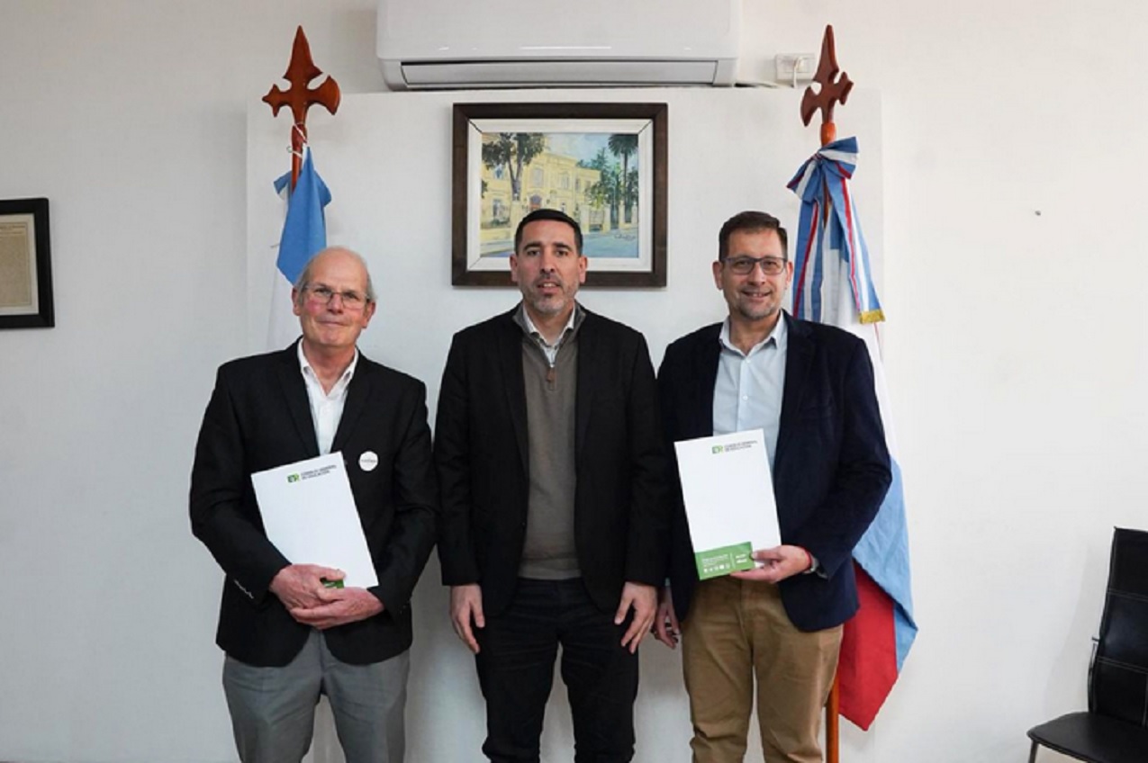 El CGE firmó convenios con Adimer y Enersa para potenciar la capacitación laboral y la formación profesional en la provincia