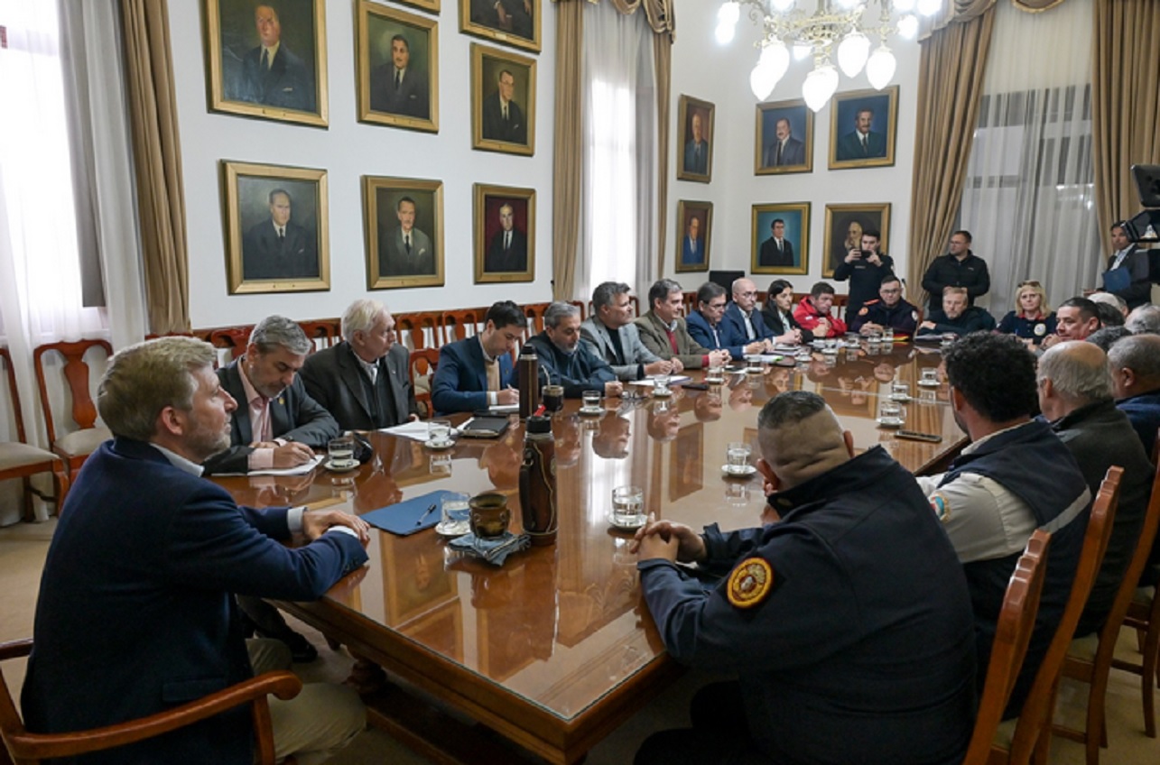 El Gobierno provincial y Bomberos Voluntarios acordaron una agenda de trabajo para fortalecer el sistema de emergencias